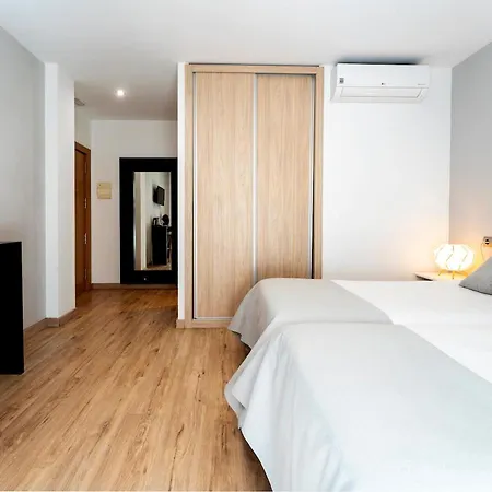 Infinium Con Parking 3*