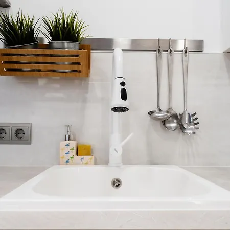 Infinium Con Parking Guest house