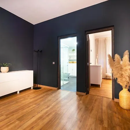 Infinium Con Parking 3* Zamora